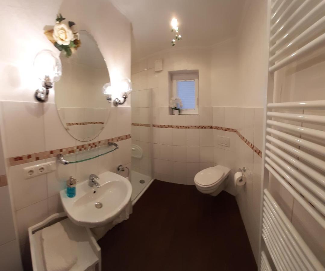 Exklusive Ferienwohnung Strohberg Plön Esterno foto
