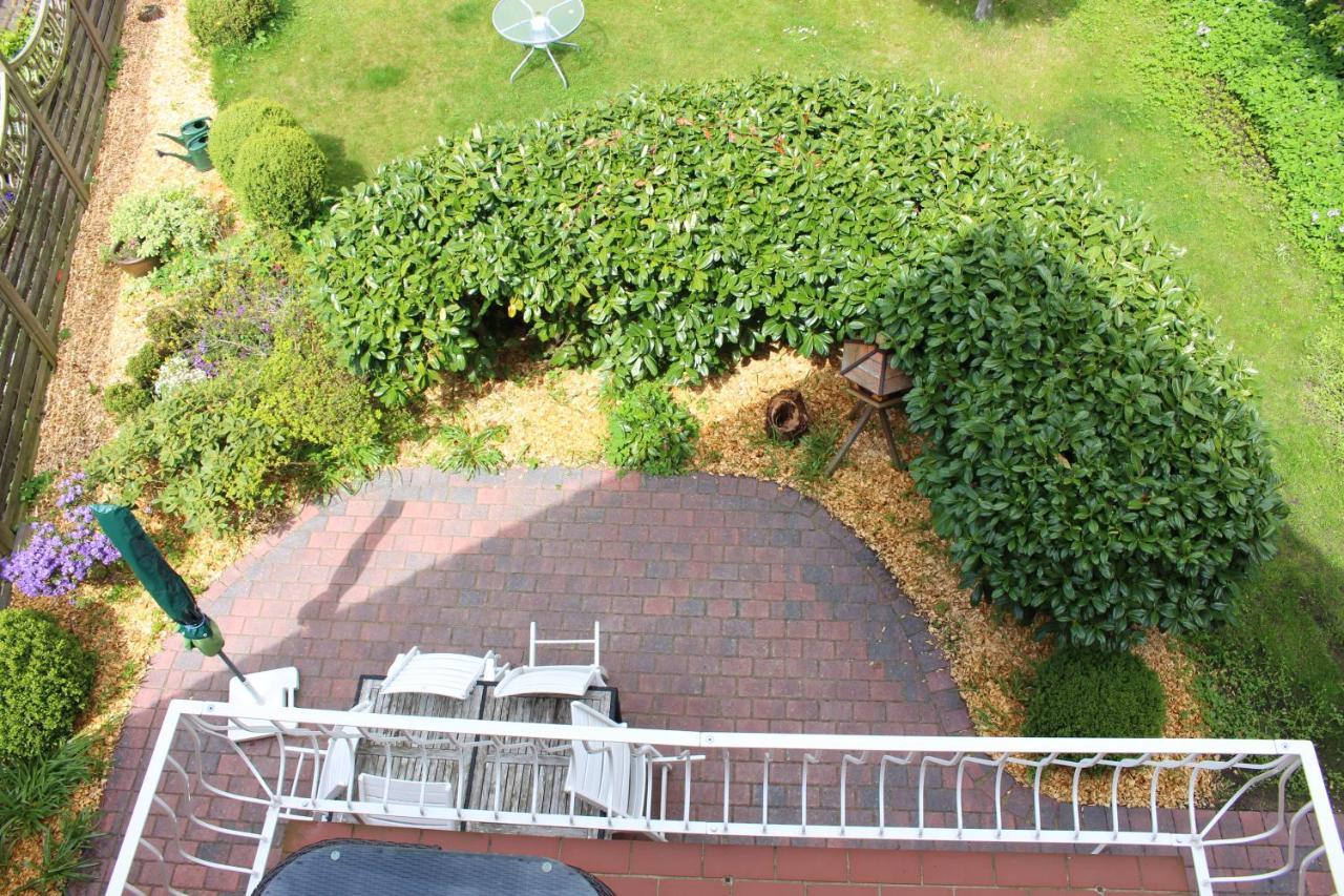 Exklusive Ferienwohnung Strohberg Plön Esterno foto