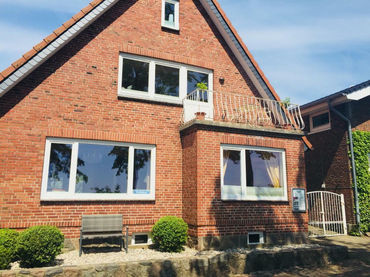 Exklusive Ferienwohnung Strohberg Plön Esterno foto