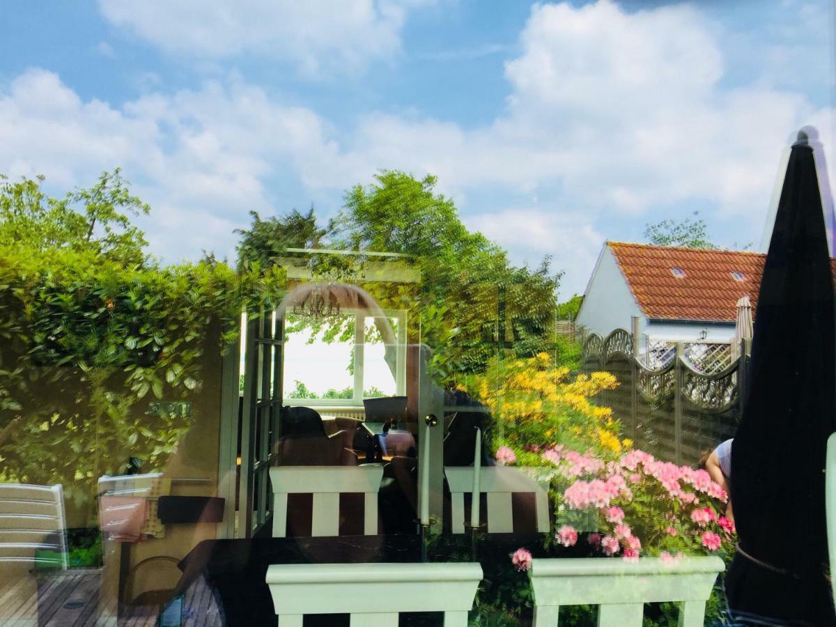 Exklusive Ferienwohnung Strohberg Plön Esterno foto